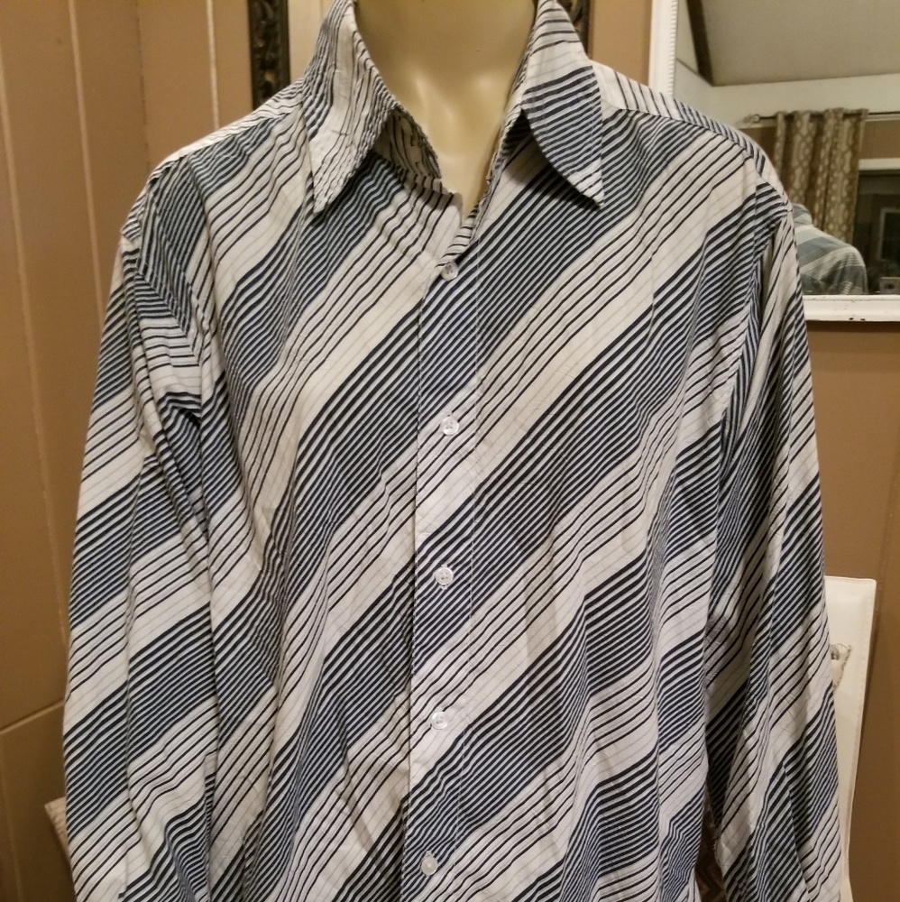 Men's sexy striped long sleeve dress shirt